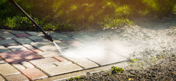 Best Pool Deck Cleaning  in Lakemoor, IL